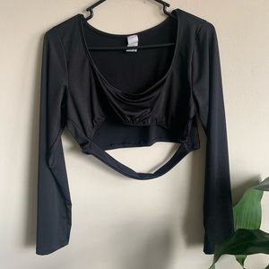 🌱 iHeartRaves - underboob long sleeve crop top